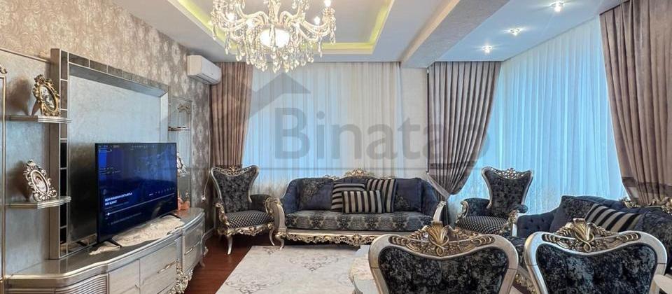 Tibb Universitetinin yaninda 4 otaqli menzil satilir/180 kv.m. - 4