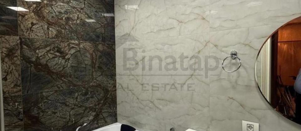 Tibb Universitetinin yaninda 4 otaqli menzil satilir/180 kv.m. - 14