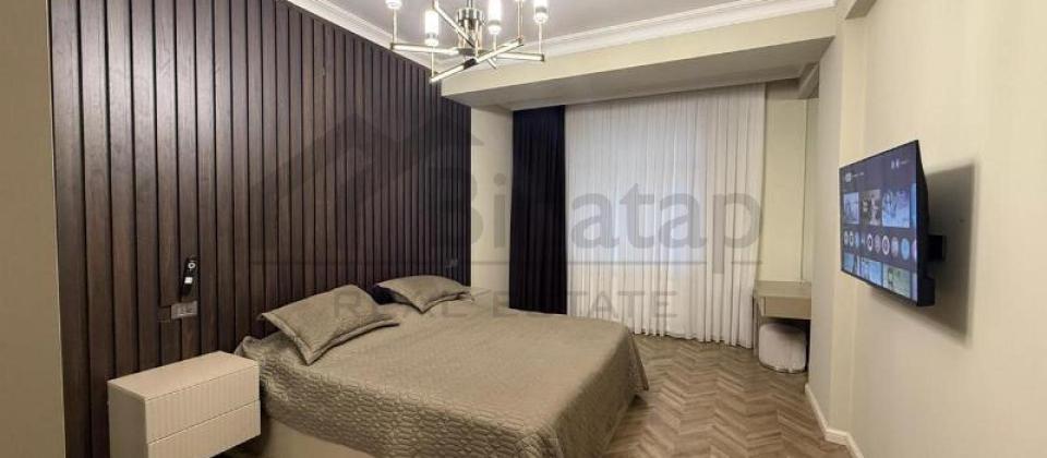 8 Noyabr m/s yaninda 3 otaqli menzil satilir/137 kv.m. - 5