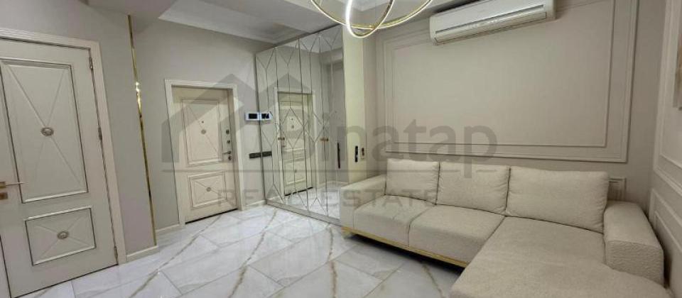 8 Noyabr m/s yaninda 3 otaqli menzil satilir/137 kv.m. - 11