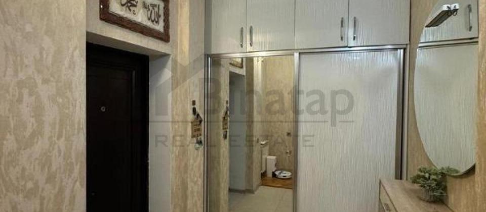 8ci mkrn, MedEra Hospital ve Azadliq Prospekti m/s yaxin 2 otaqli menzil satilir/82 kv.m. - 9