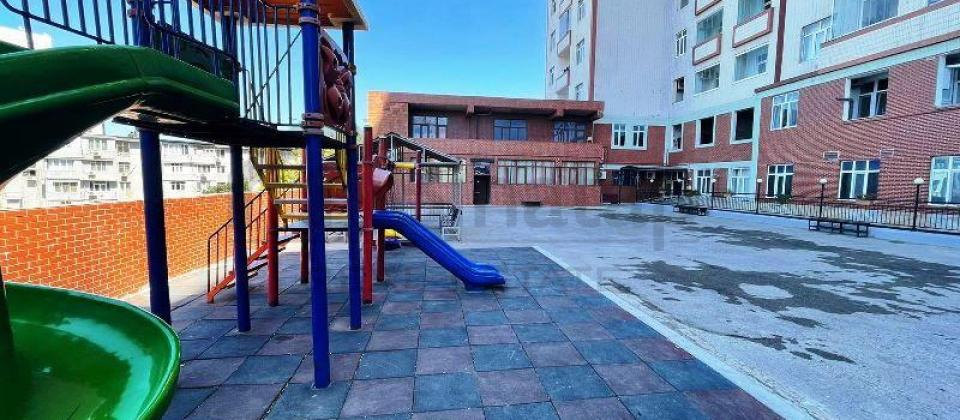 Tbilisi prospekti, İzmir parka yaxin 2 otaqli menzil kiraye verilir/70 kv.m. - 3