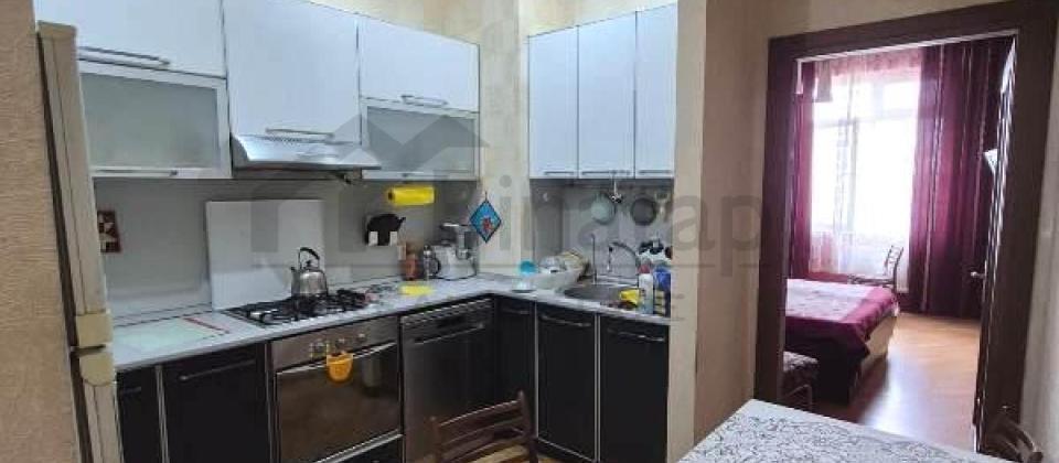 Tbilisi prospekti, İzmir parka yaxin 2 otaqli menzil kiraye verilir/70 kv.m. - 9