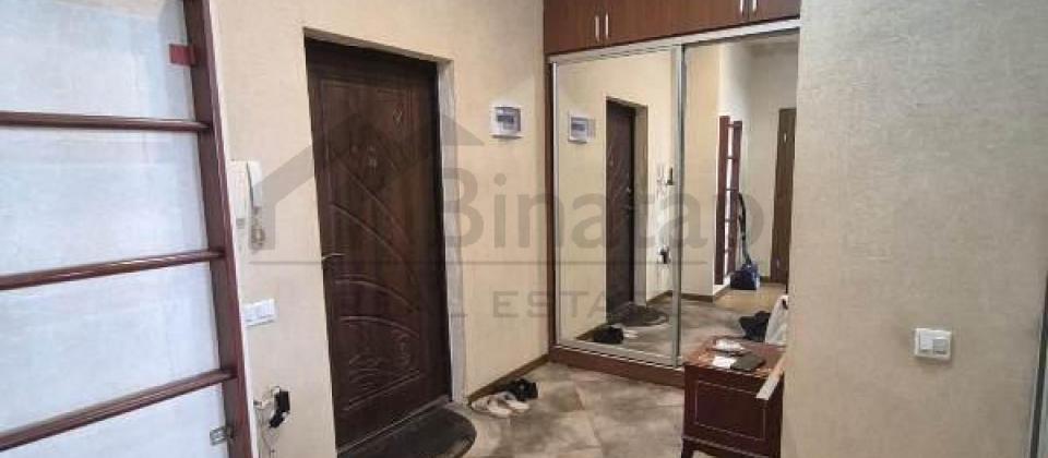 Tbilisi prospekti, İzmir parka yaxin 2 otaqli menzil kiraye verilir/70 kv.m. - 11