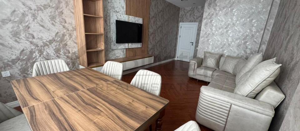 Satılır 2 otaqlı yeni tikili 80 m², Memar Əcəmi m.
