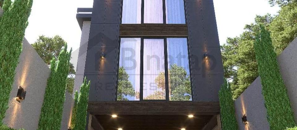 Badamdar qesebesi, 2ci massiv, yoldan 60 metr mesafede villa satilir/300m2