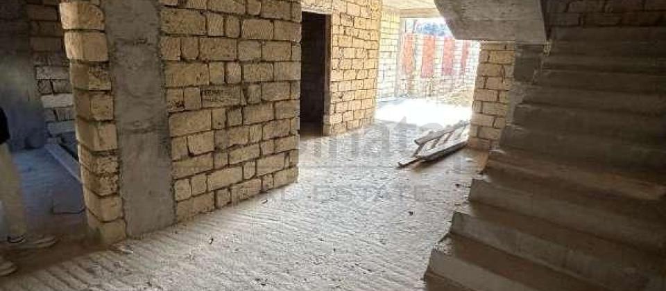 Badamdar qesebesi, 2ci massiv, yoldan 60 metr mesafede villa satilir/300m2 - 4