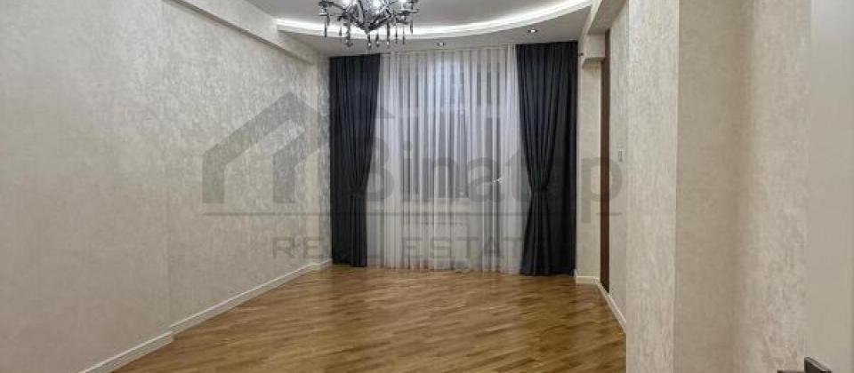 Satilir 3 otaqli menzil/100 kv.m., Musabeyov parkinin yani, Elmler Akademiyasi m/s ve DBU yaxindir - 2