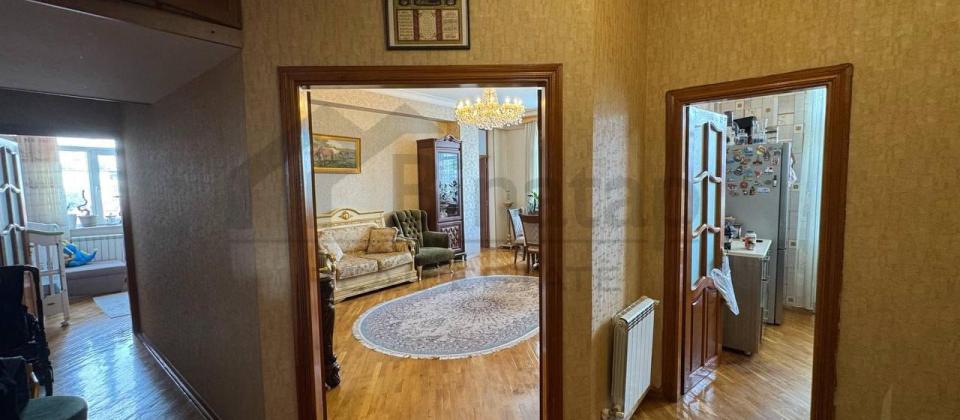 Satılır 3 otaqlı yeni tikili 100 m², Memar Əcəmi m. - 2