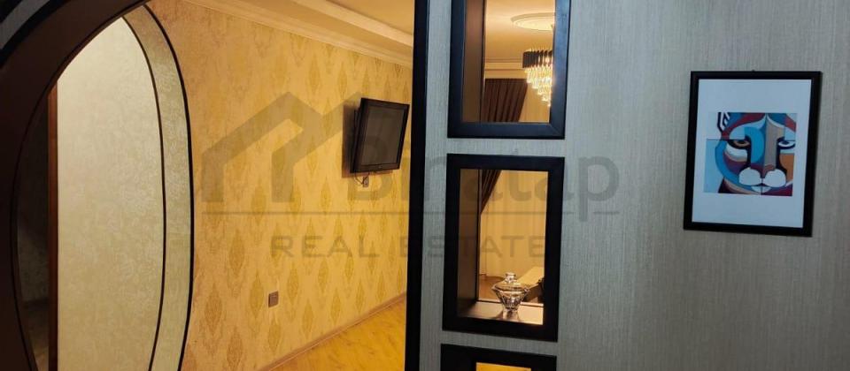 Satılır 3 otaqlı yeni tikili 112.4 m², 8 Noyabr m. - 6