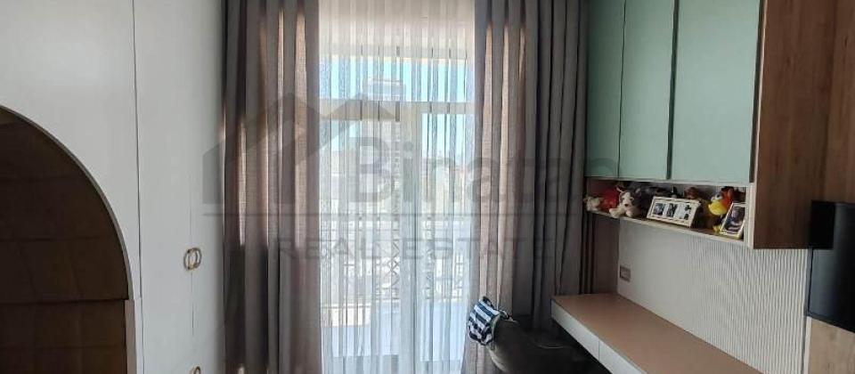 Satilir 6 otaqli menzil/285 kv.m., JW Marriott Absheron Baku Hotel ve Azadliq Meydanina yaxindir - 11