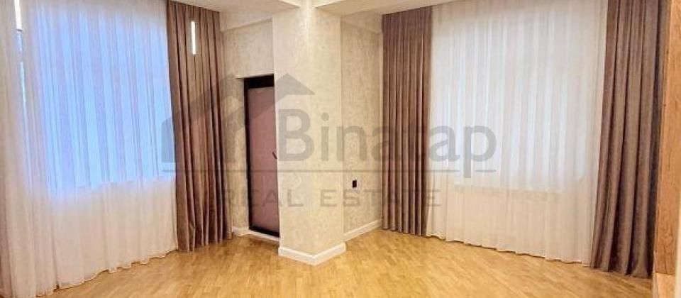 İnqlab, 1№li Asan xidmetin yaninda 3 otaqli menzil satilir/101 kv.m. - 2