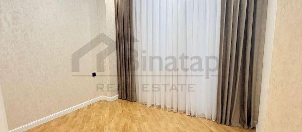 İnqlab, 1№li Asan xidmetin yaninda 3 otaqli menzil satilir/101 kv.m. - 4