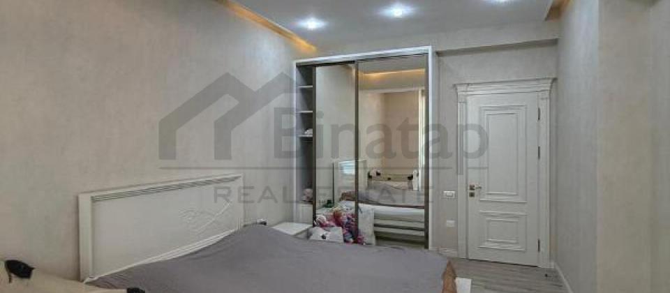 Satilir 3 otaqli menzil satilir/201 kv.m., Musabeyov parkinin yani, Elmler Akademiyasi m/s yaxindir - 6