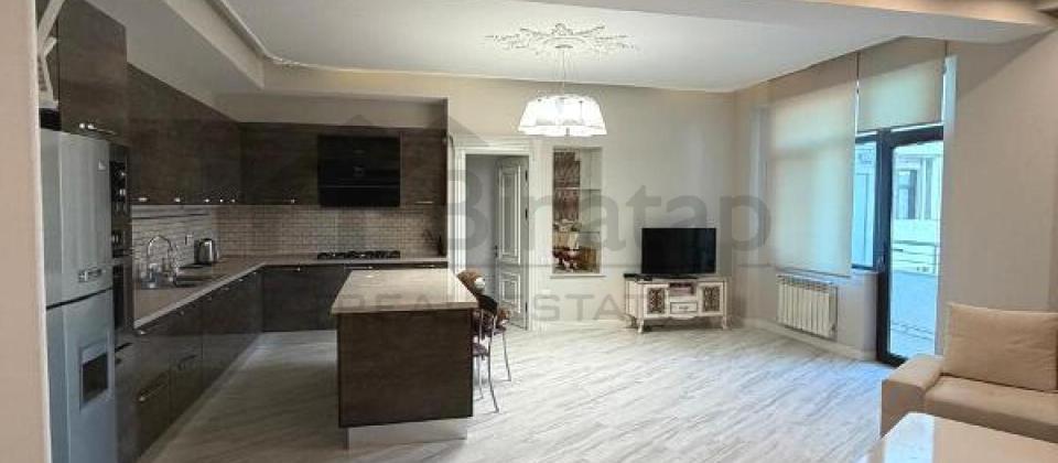 Satilir 3 otaqli menzil satilir/201 kv.m., Musabeyov parkinin yani, Elmler Akademiyasi m/s yaxindir - 14