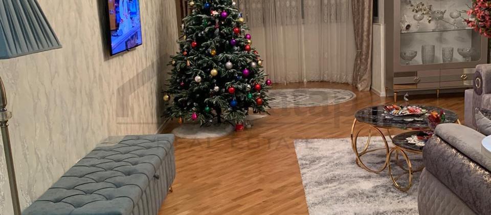 Satılır 3 otaqlı yeni tikili 90 m², 8 Noyabr m. - 3