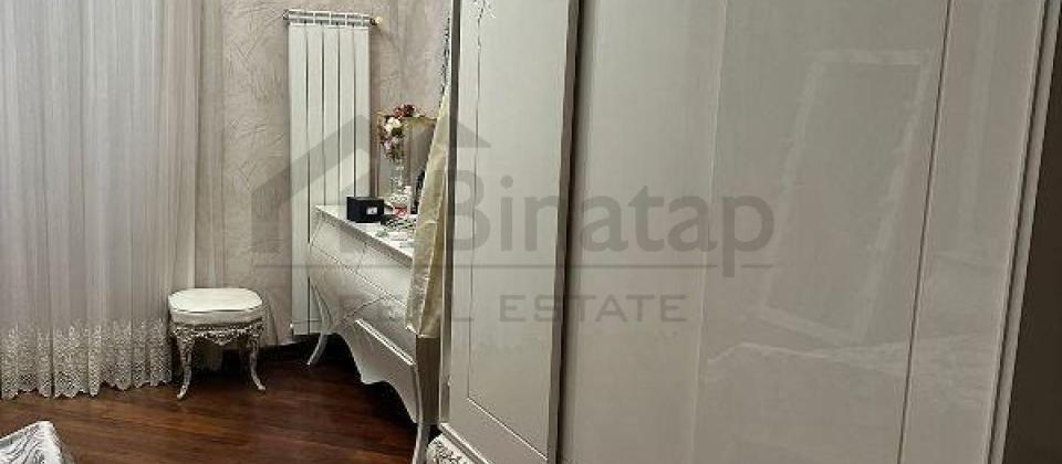 28 May m/s ve Tesla parkinin yaninda 5 otaqli menzil kiraye verilir/250 kv.m. - 5