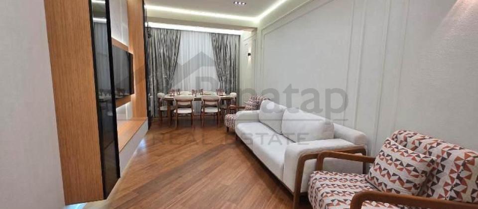 Satilir 2 otaqli menzil/70 kv.m., 28 May, Genclik ve Nerimanov m/s yaxindir