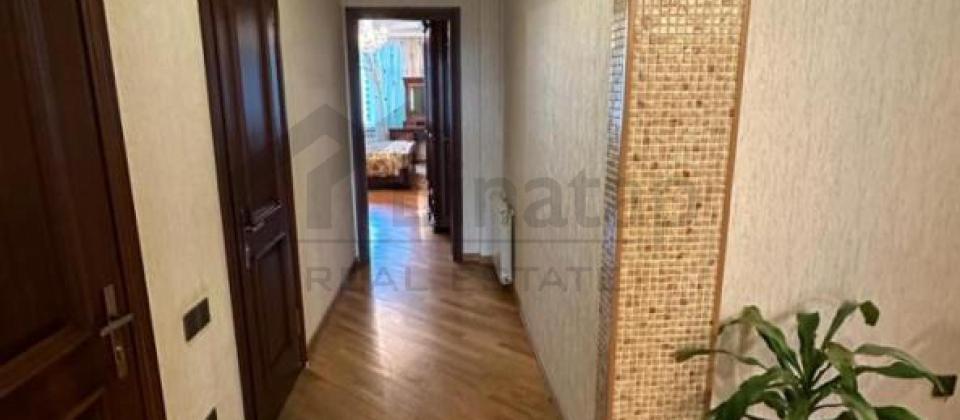 Satilir 2 otaqli menzil/106 kv.m., Asiya Universitetinin yani, 8 Noyabr m/s yaxindir - 13