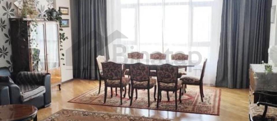 Satilir 3 otaqli menzil/137 kv.m., Qelebe dairesi, Baku Mallun yani, İnshaatchilar m/s yaxindir