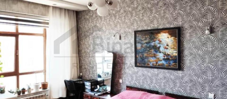 Satilir 3 otaqli menzil/137 kv.m., Qelebe dairesi, Baku Mallun yani, İnshaatchilar m/s yaxindir - 4