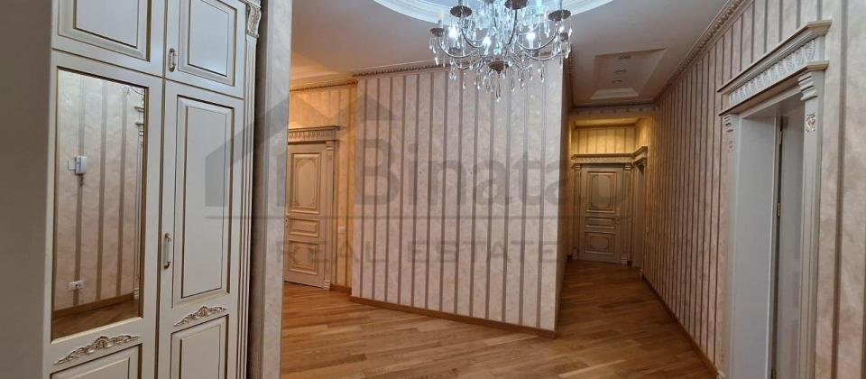 Kirayə verilir 4 otaqlı yeni tikili 230 m², 8 Noyabr m. - 10
