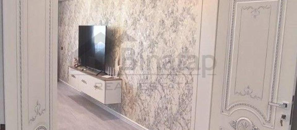 Satılır 3 otaqlı yeni tikili 160 m², 20 Yanvar m. - 9