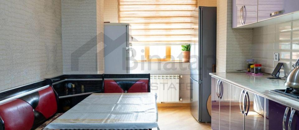 Satılır 4 otaqlı köhnə tikili 100 m², Qara Qarayev m. - 3