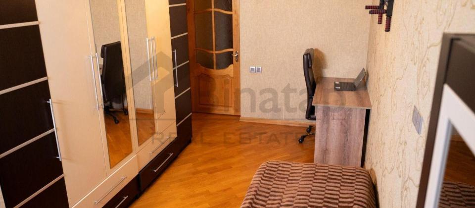 Satılır 4 otaqlı köhnə tikili 100 m², Qara Qarayev m. - 5