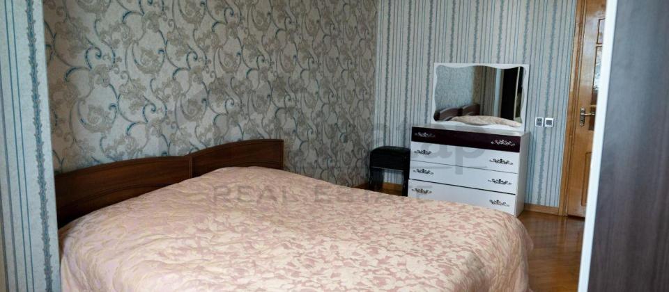 Satılır 4 otaqlı köhnə tikili 100 m², Qara Qarayev m. - 7