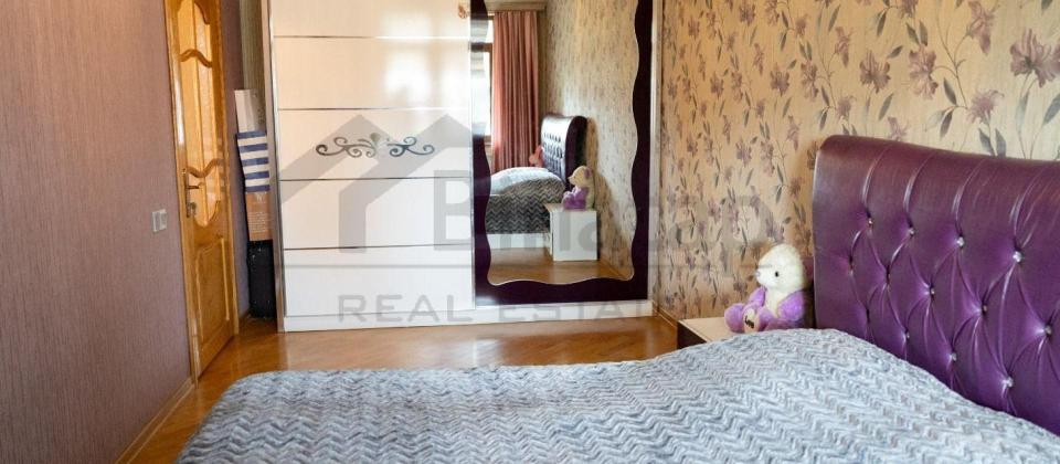 Satılır 4 otaqlı köhnə tikili 100 m², Qara Qarayev m. - 9
