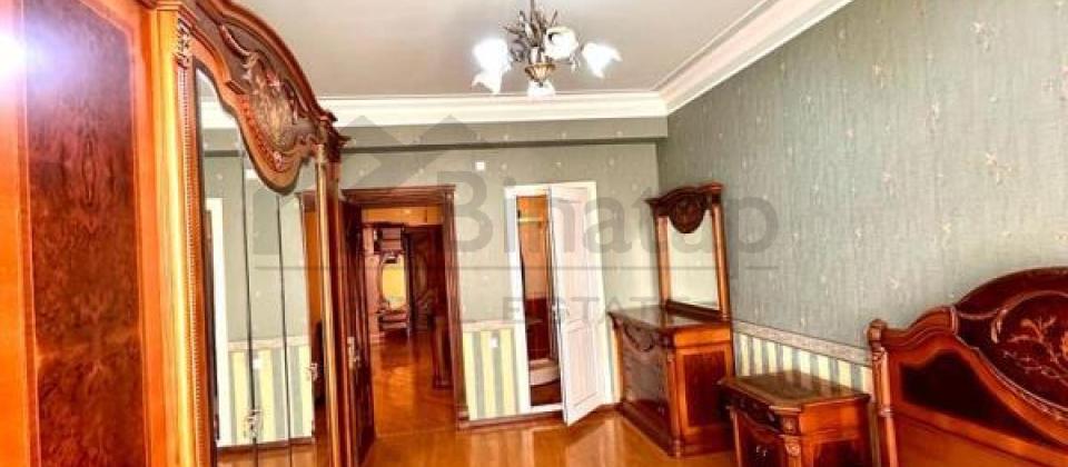 Elmlər Akademiyası, Hüseyn Cavid prospektində 4 otaqlı mənzil satılır/185 kv.m. - 5