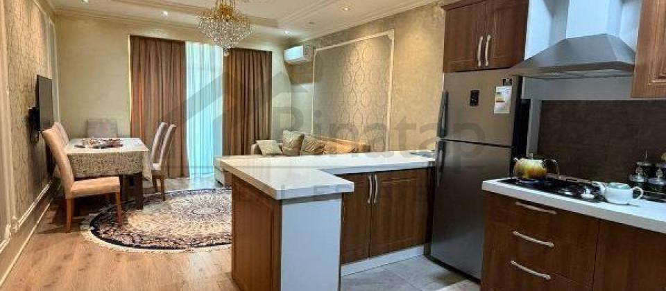 Satilir 2 otaqli menzil/69 kv.m., Grand Hayat Residence, Tbilisi prospekti
