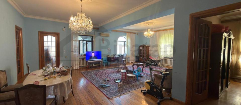 Satılır 9 otaqlı həyət evi/bağ evi 470 m², Bakıxanov q. - 3