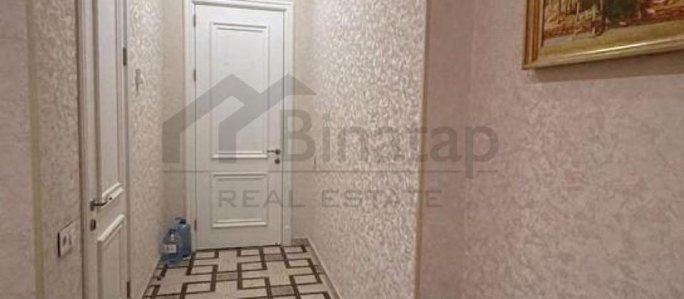 Satilir 4 otaqli menzil satilir/217 kv.m., Semed Vurgun kucesi, Qis parki ve 28 May m/s yaxindir - 7