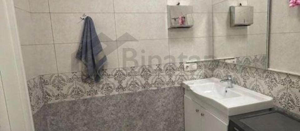 Satilir 4 otaqli menzil satilir/217 kv.m., Semed Vurgun kucesi, Qis parki ve 28 May m/s yaxindir - 9