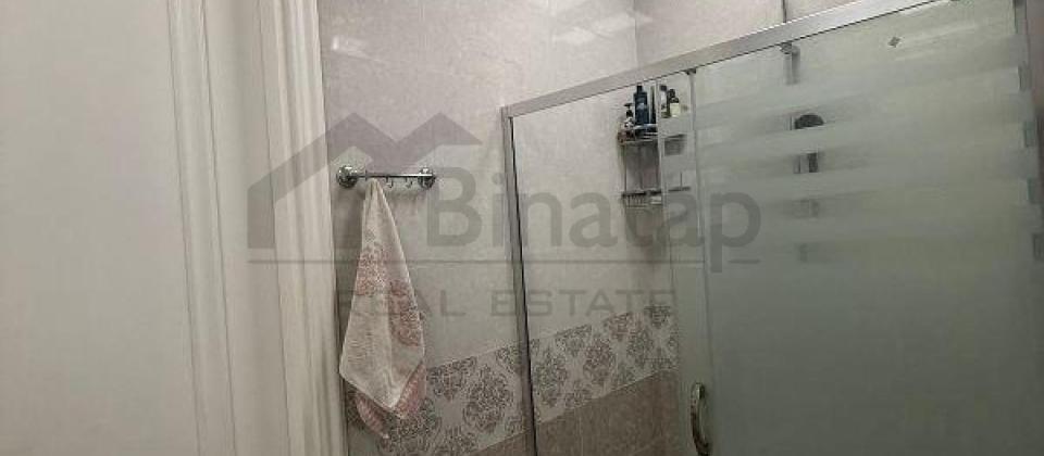 Satilir 4 otaqli menzil satilir/217 kv.m., Semed Vurgun kucesi, Qis parki ve 28 May m/s yaxindir - 12
