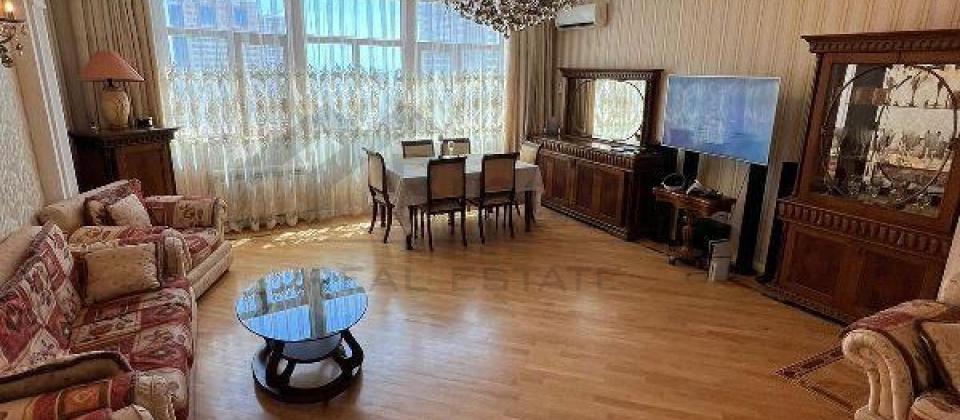 Satilir 3 otaqli menzil/137 kv.m., Xocali prospekti, Xetai m/s yaninda yerlesir