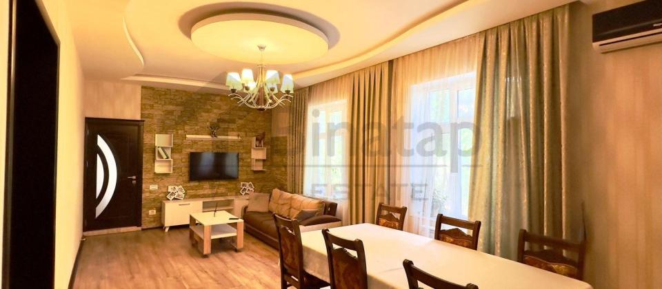 Satılır 4 otaqlı həyət evi/bağ evi 140 m², Mərdəkan q.