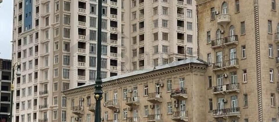 Satilir 3 otaqli menzil/174 kv.m., Saatli binanin arxasi, Nerimanov m/s yaxindir - 3