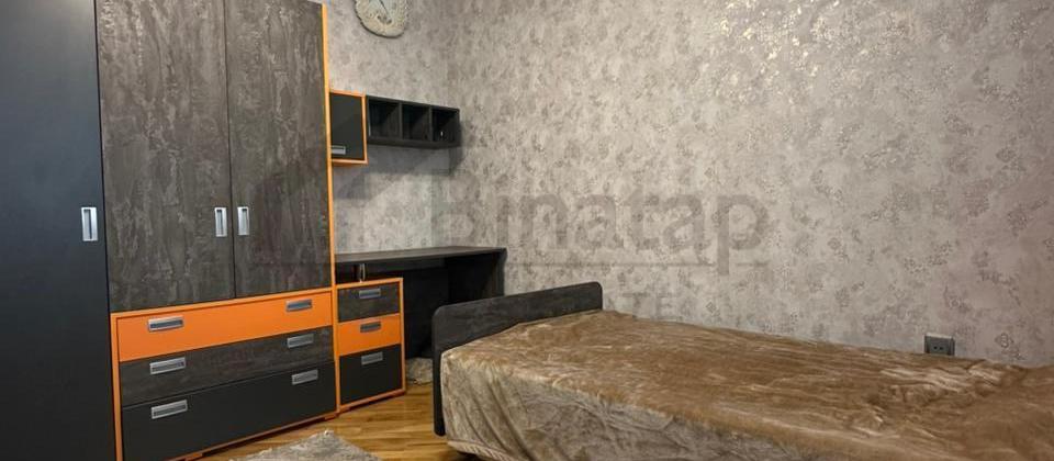 Satılır 4 otaqlı yeni tikili 198 m², İnşaatçılar m. - 8