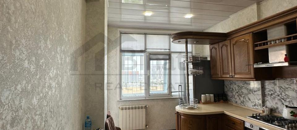 Satılır 4 otaqlı yeni tikili 198 m², İnşaatçılar m. - 10