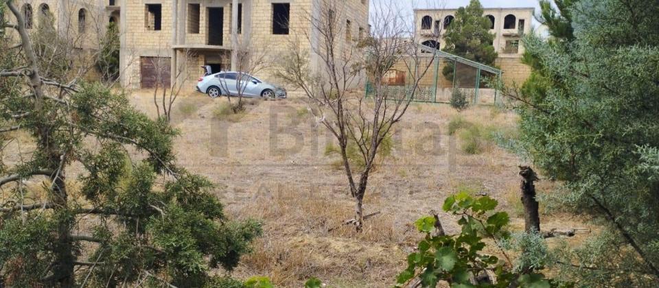 Satılır 8 otaqlı həyət evi/bağ evi 300 m², Badamdar q. - 2