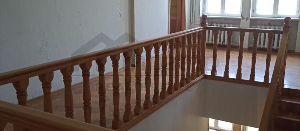 8ci mik 3 mertebeli 12 otaqli villa icareye verilir - 10