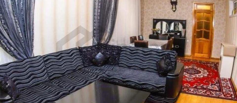 Satılır 7 otaqlı həyət evi/bağ evi 250 m², NZS q. - 2
