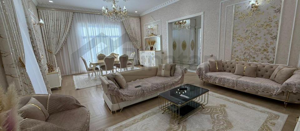 Satılır 4 otaqlı həyət evi 400 m², Novxanı q.