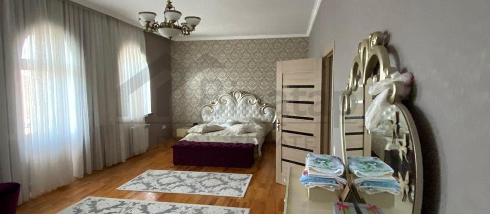 Satılır 4 otaqlı həyət evi/bağ evi 300 m², Ramana q. - 8