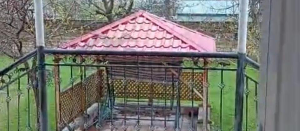 Ismayillinin Buynuz kendinde 4 otaqli heyet evi satilir - 2