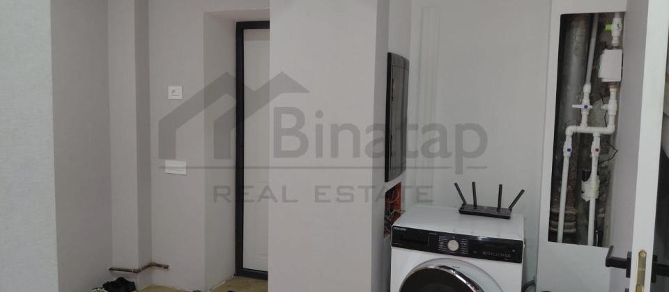 Satılır 4 otaqlı köhnə tikili 100 m², Neftçilər m. - 12