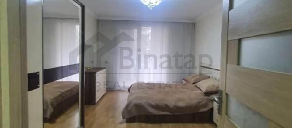 Satilir 3 otaqli menzil/70 kv.m., İnsaatcilar m/s ve Qelebe dairesine yaxindir - 3